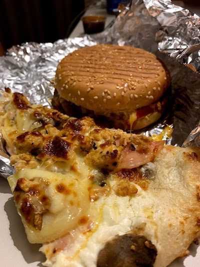 Photo 4 of Saffa Pizza