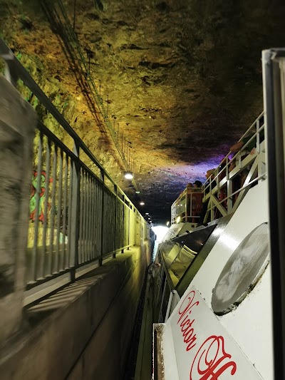 Photo 4 de Tunnel fluvial de la Citadelle