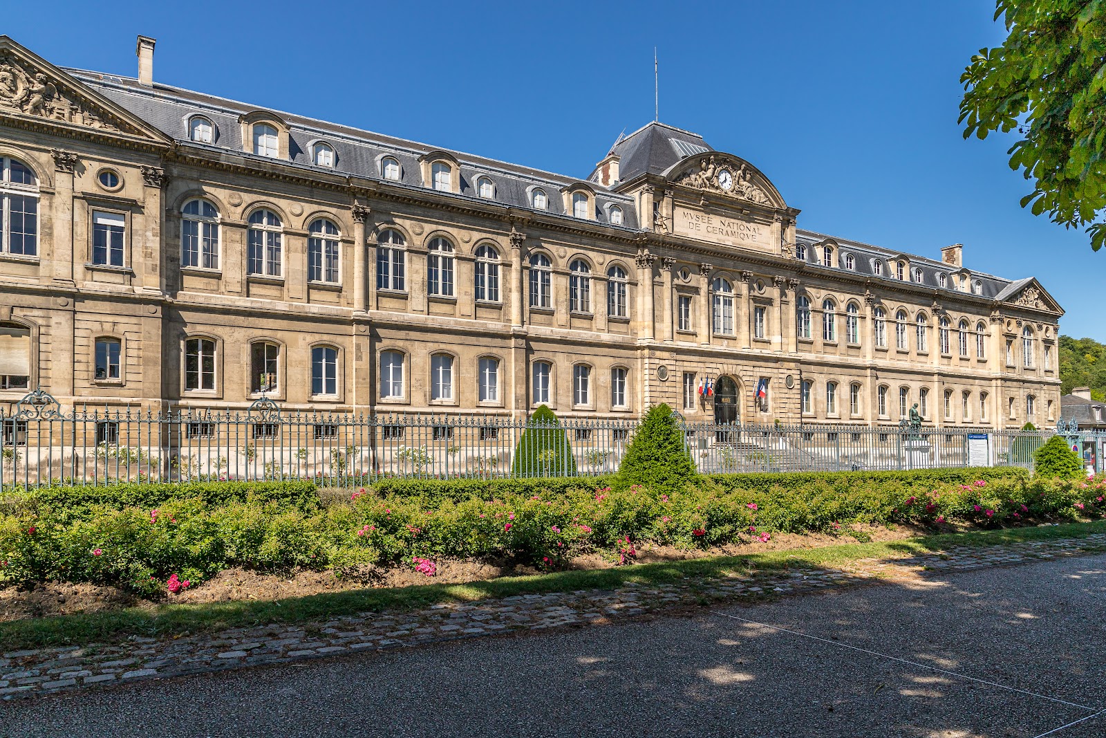 Photo 1 de Manufacture nationale de Sèvres