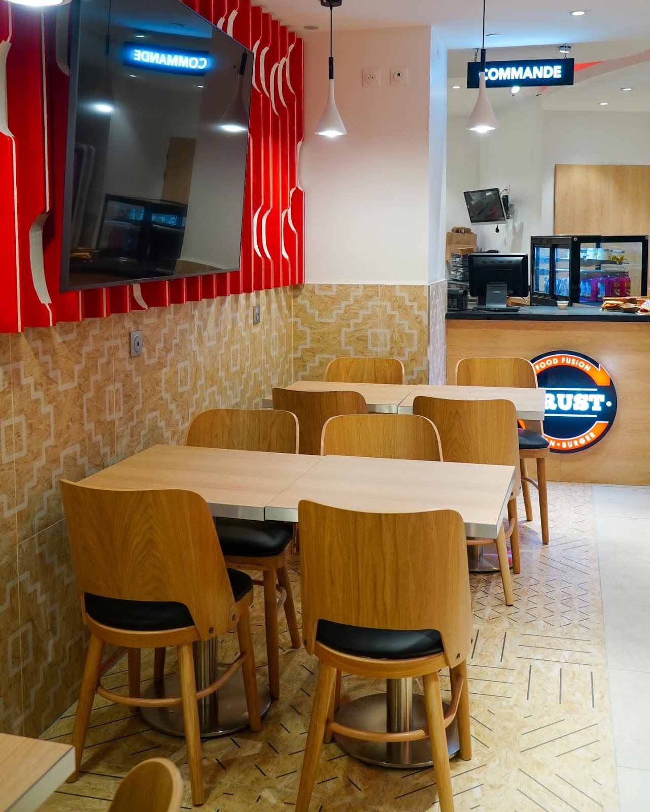 Photo 5 de CRUST - Clichy