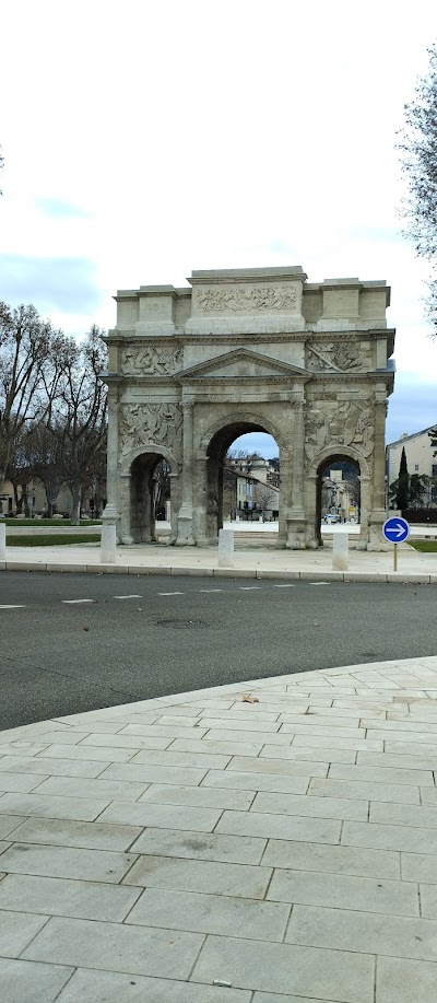 Photo 2 of Avenue de l'Arc de Triomphe