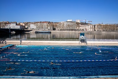 Photo 2 de Berges du Rhône