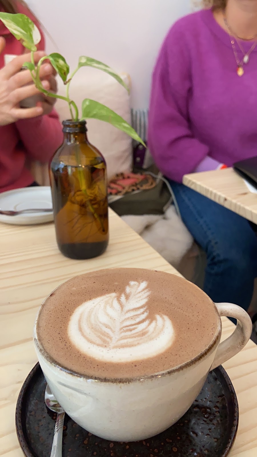 Photo 3 de Studio Tribu - Yoga • café • boutique • soins