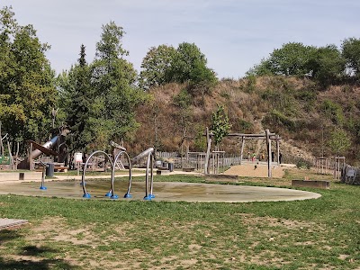 Photo 2 of Aire de Jeux des Berges de l'Ill