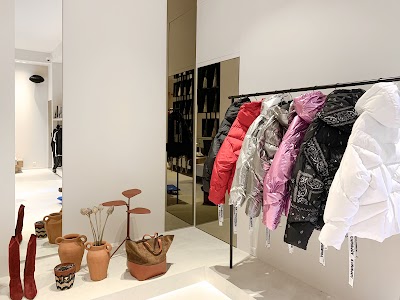 Photo 2 of LULLI Marseille 1er