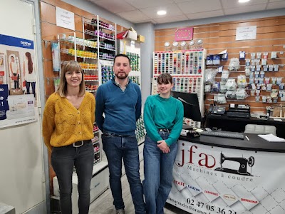 Photo 5 de Jumac Machines à Coudre Tours