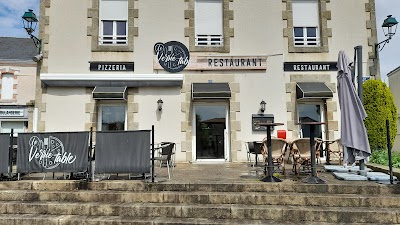 Photo 5 de Le Verrie-Table