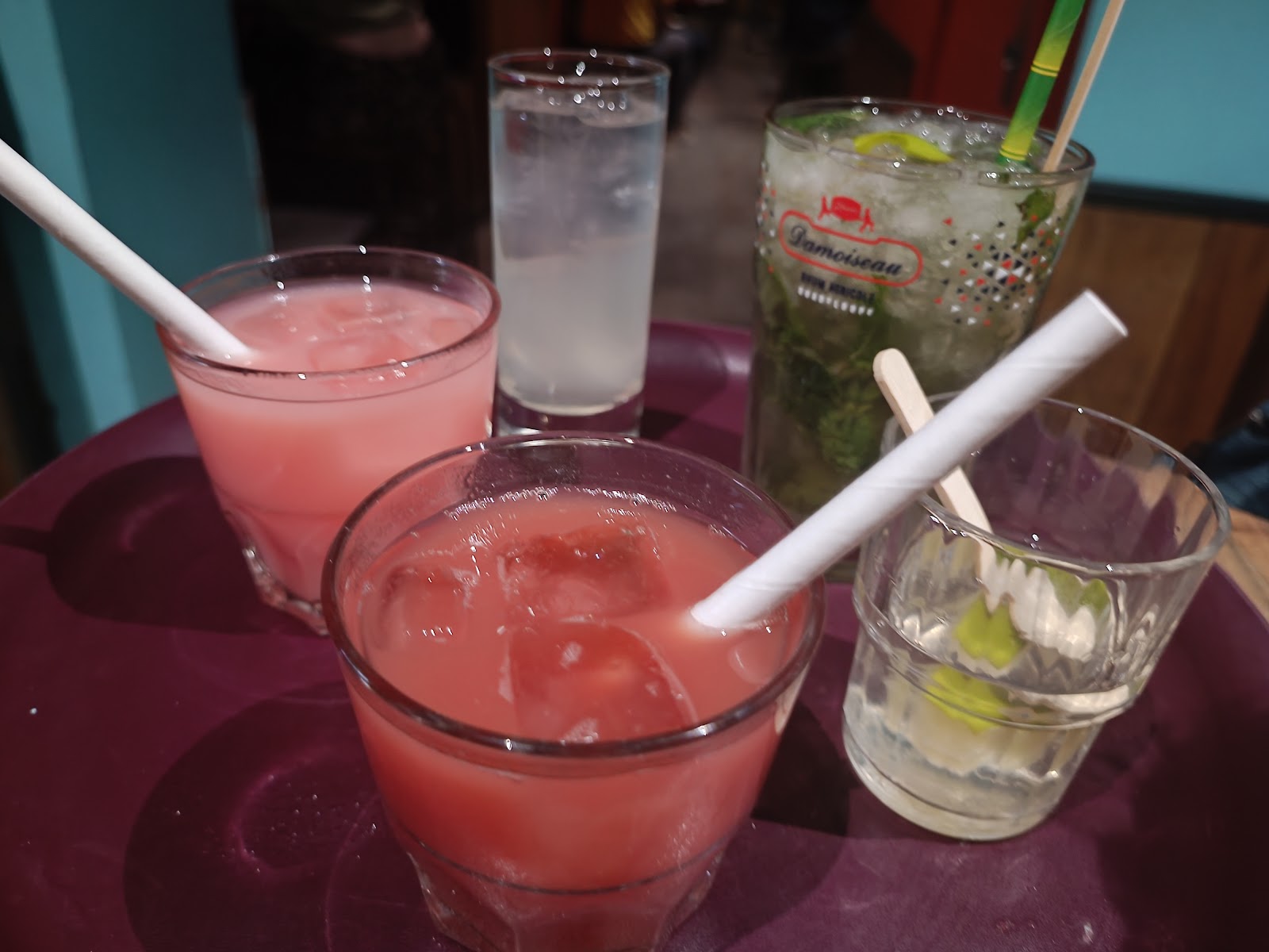 Photo 2 of La Pirogue