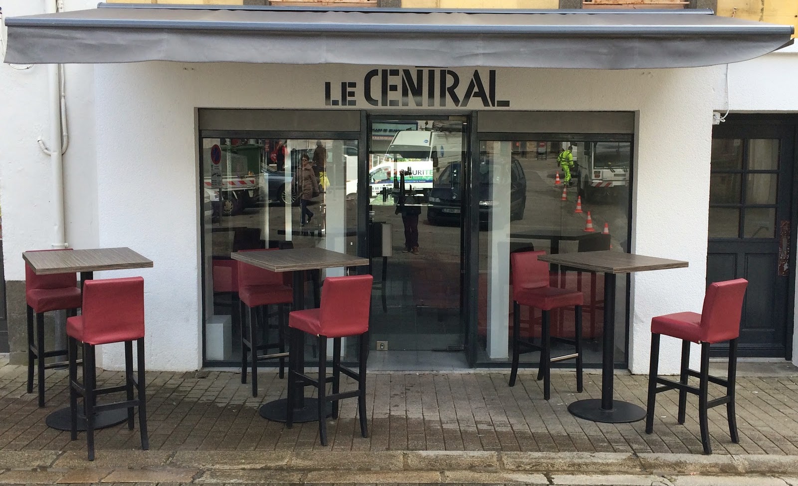 Le Central