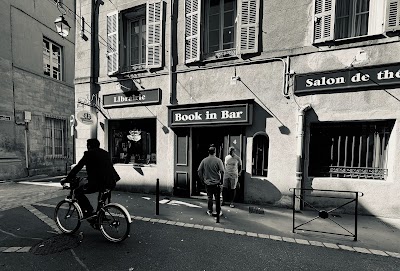 Photo 1 de Book In Bar - Librairie et café