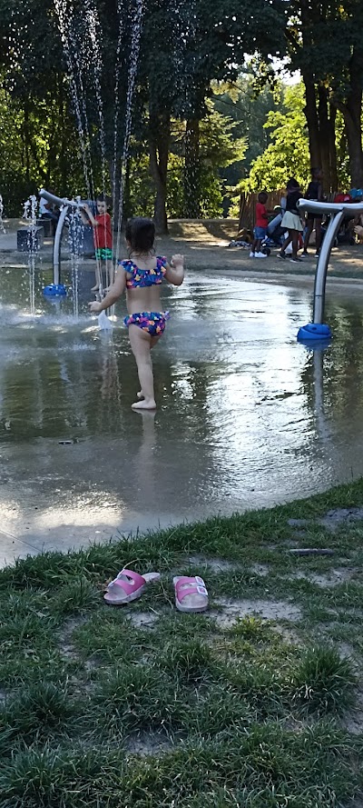 Photo 5 of Aire de Jeux des Berges de l'Ill