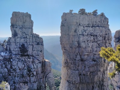 Photo 2 de Cadières de Brandis