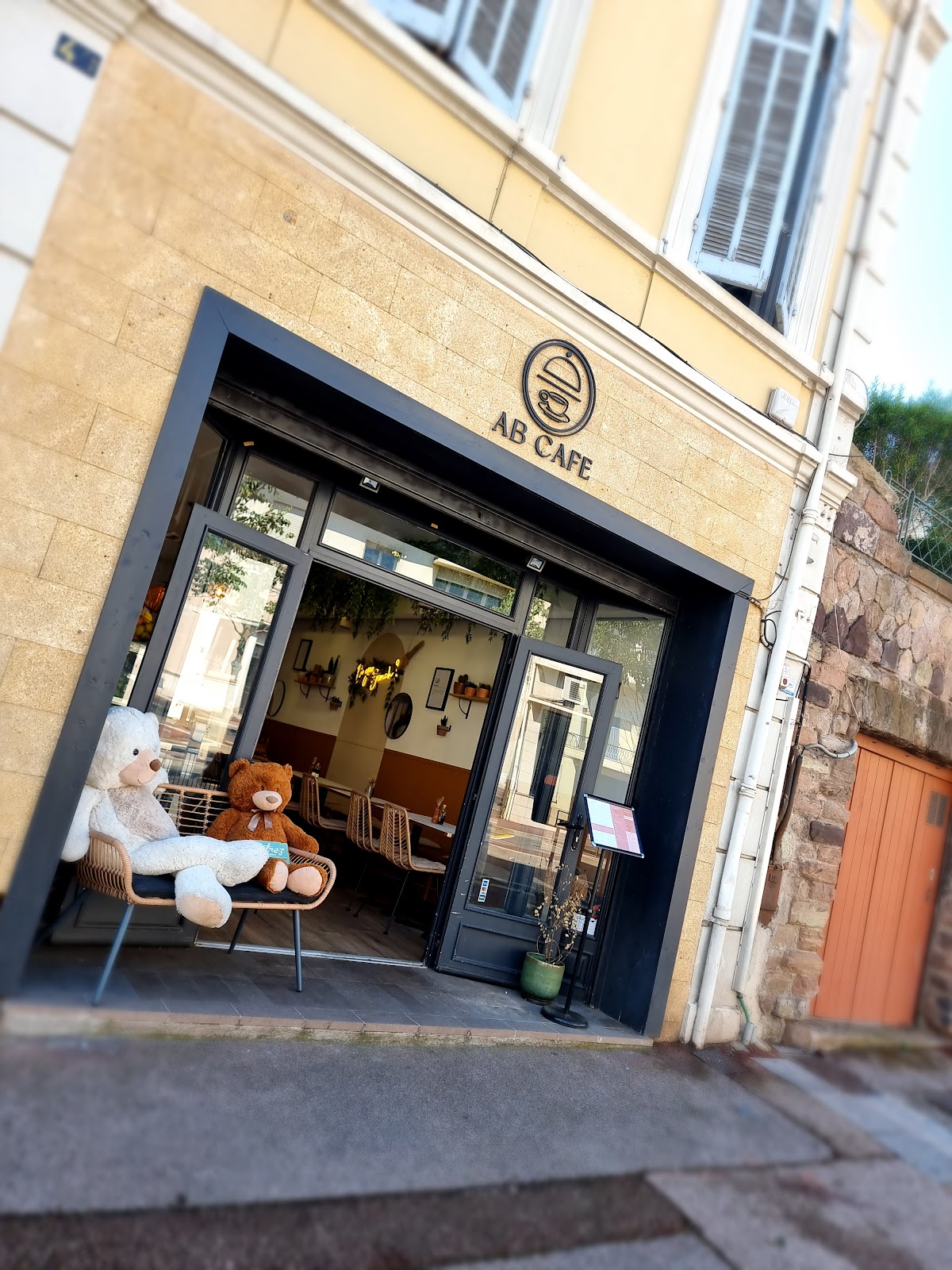 AB CAFE