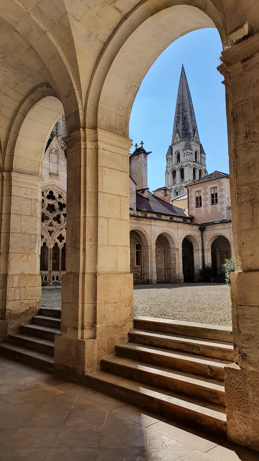 Photo 5 de Abbaye et musée Saint-Germain d'Auxerre