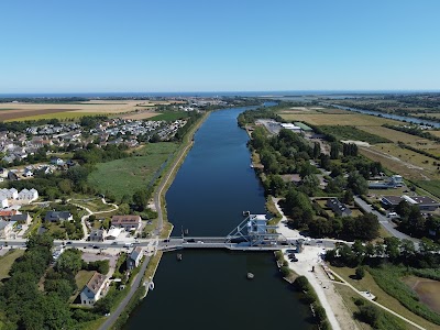 Canal de Caen à la Mer