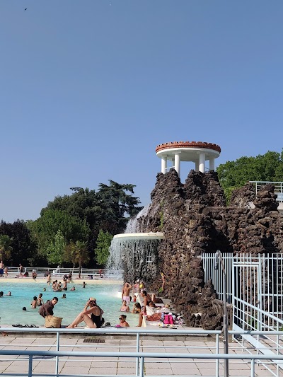 Photo 3 of Piscine Alfred Nakache d'été