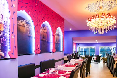 LE TAJ