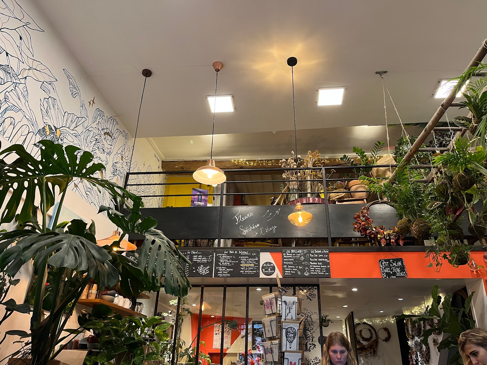 Photo 3 de Un Brin De Folie, Fleuriste de saison & café