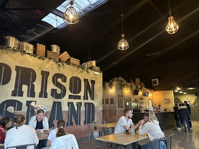 Photo 4 de PRISON ISLAND - Lille Lesquin