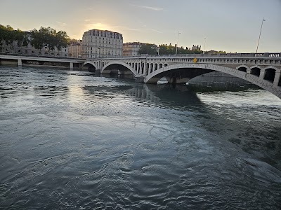 Photo 3 of Plouf Bateau Mousse