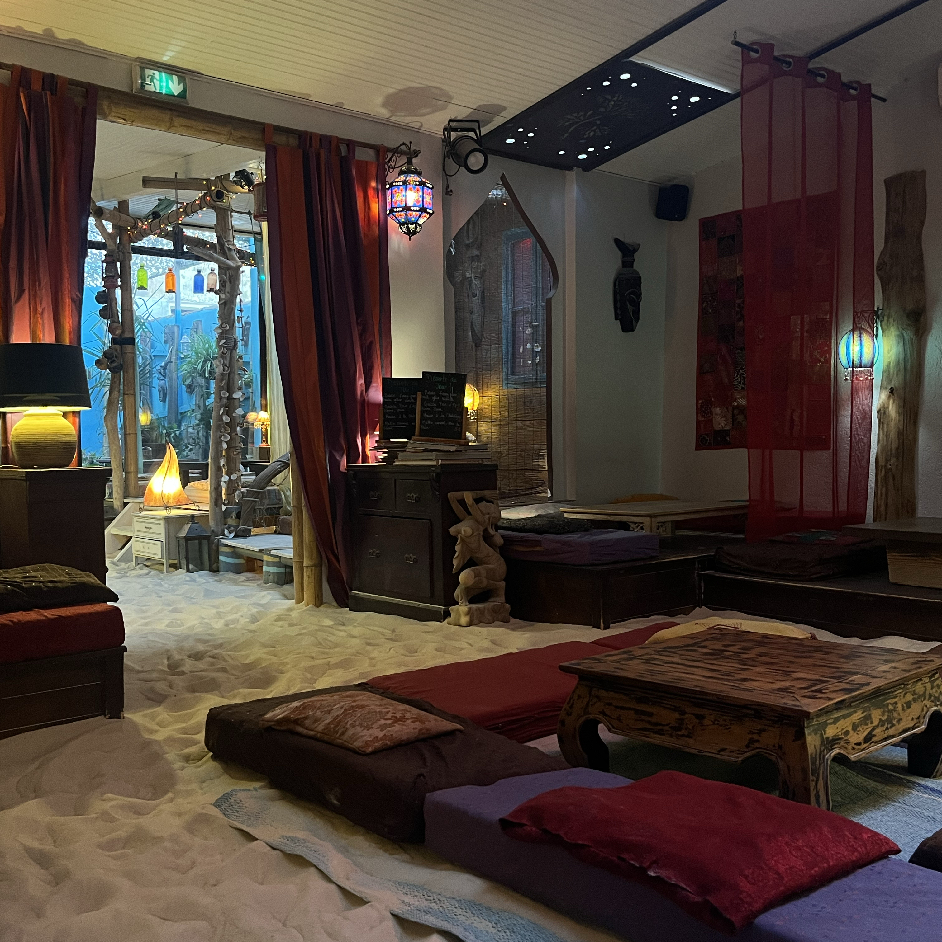 Photo 2 de Teavora, Salon de Thé, Boutique à Thé & Restaurant