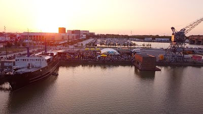Photo 3 of IBOAT