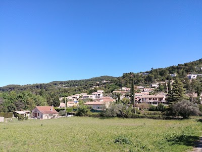 Photo 2 de Dolmen de la Pierre de la Fée