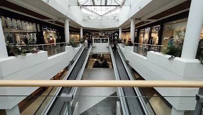 Photo 2 of Auchan Hypermarché Villeneuve D'Ascq V2