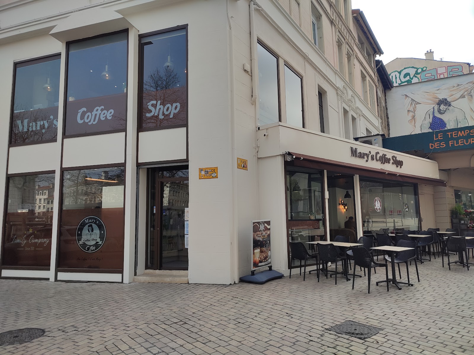 Mary's Coffee Shop Peuple