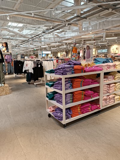 Photo 5 of Primark