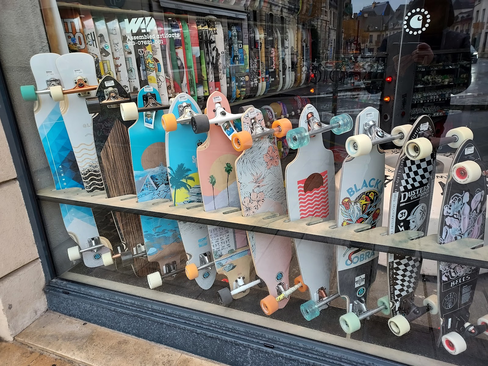 Photo 2 de Shifty Board Shop