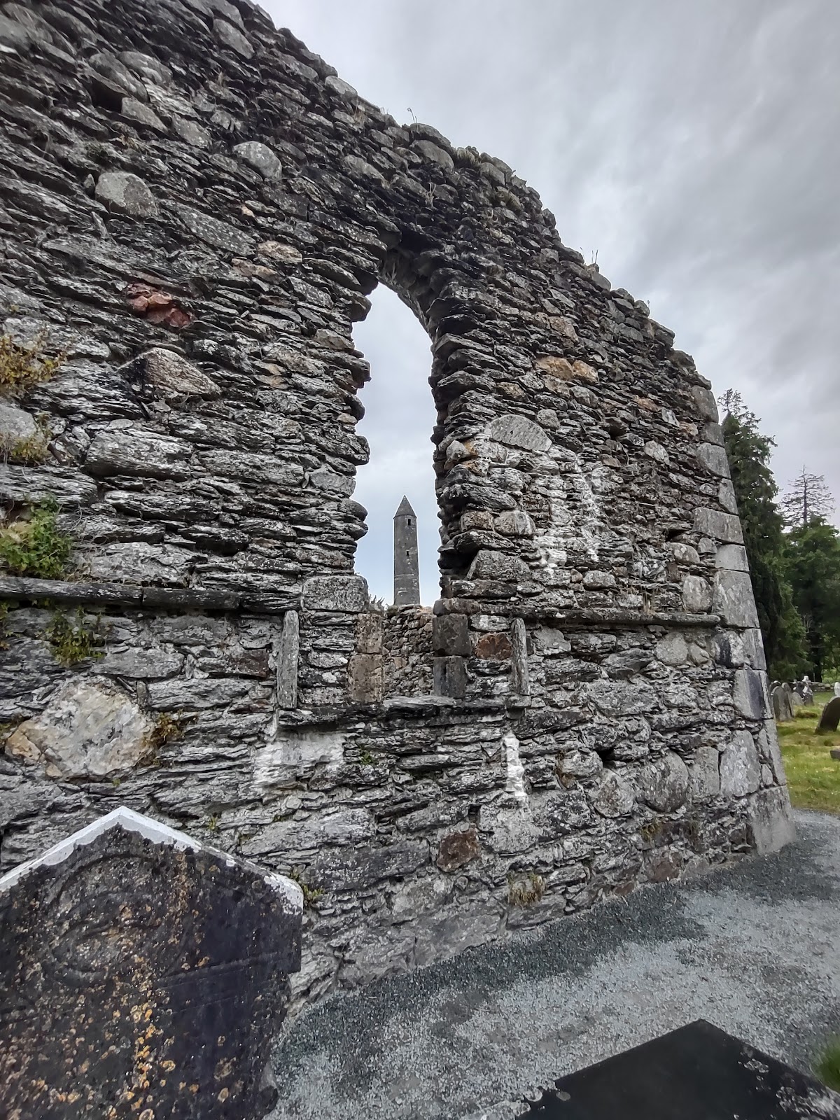 Photo 2 de Glendalough Roundtower