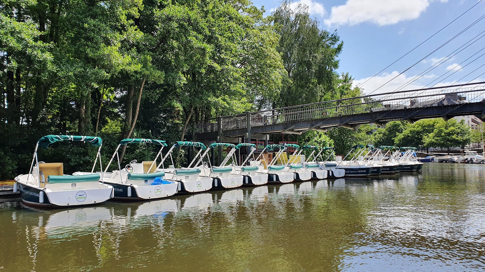 Photo 3 of Ruban Vert : location de bateaux électriques et canoës