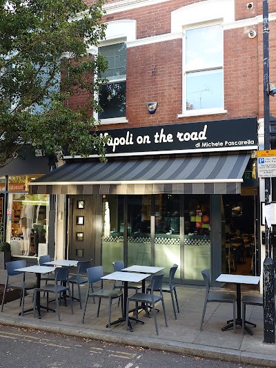 Photo 4 de Napoli on the Road Chiswick