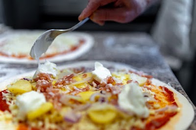 Photo 2 of Lorenzo pizzas