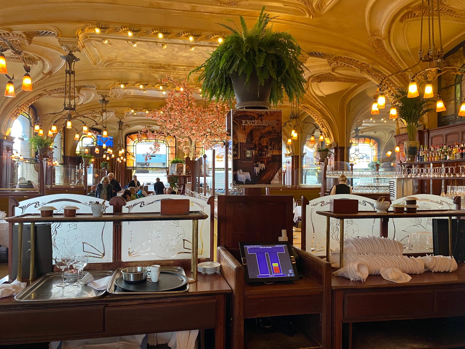 Photo 2 of Brasserie L'Excelsior