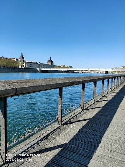 Photo 3 de Berges du Rhône