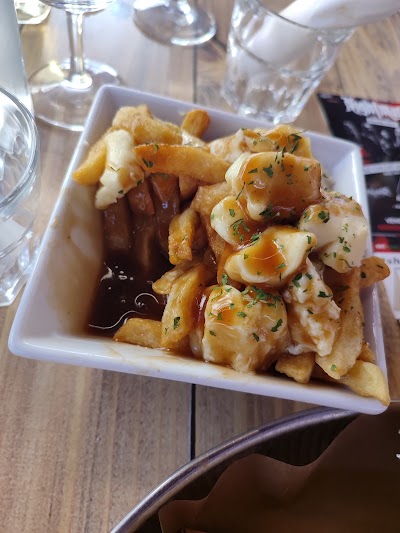 Photo 3 de FRITE ALORS ! TERREAUX - Poutines québécoises 🇨🇦🇧🇪🍟