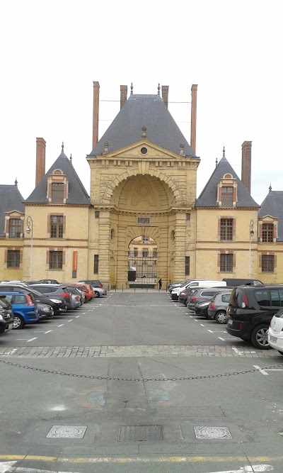 Photo 3 of Fontainebleau