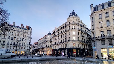 Photo 2 de Rue de la République