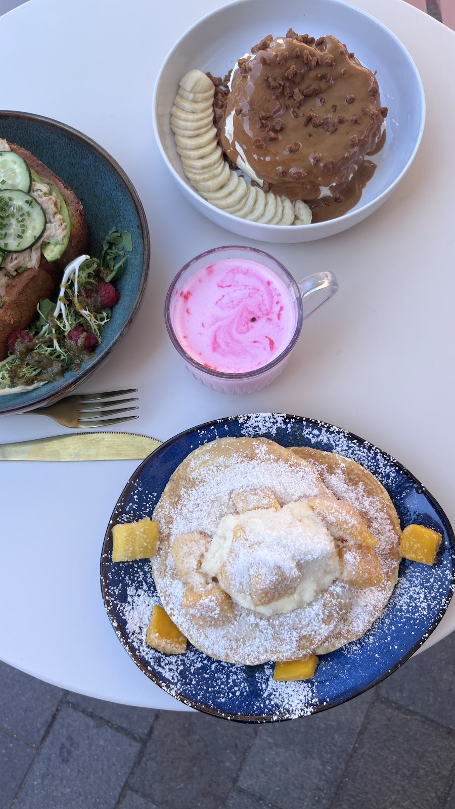 Photo 2 de Blossom Coffee & Brunch - Fluffy pancake & Salon de thé BRUNCH