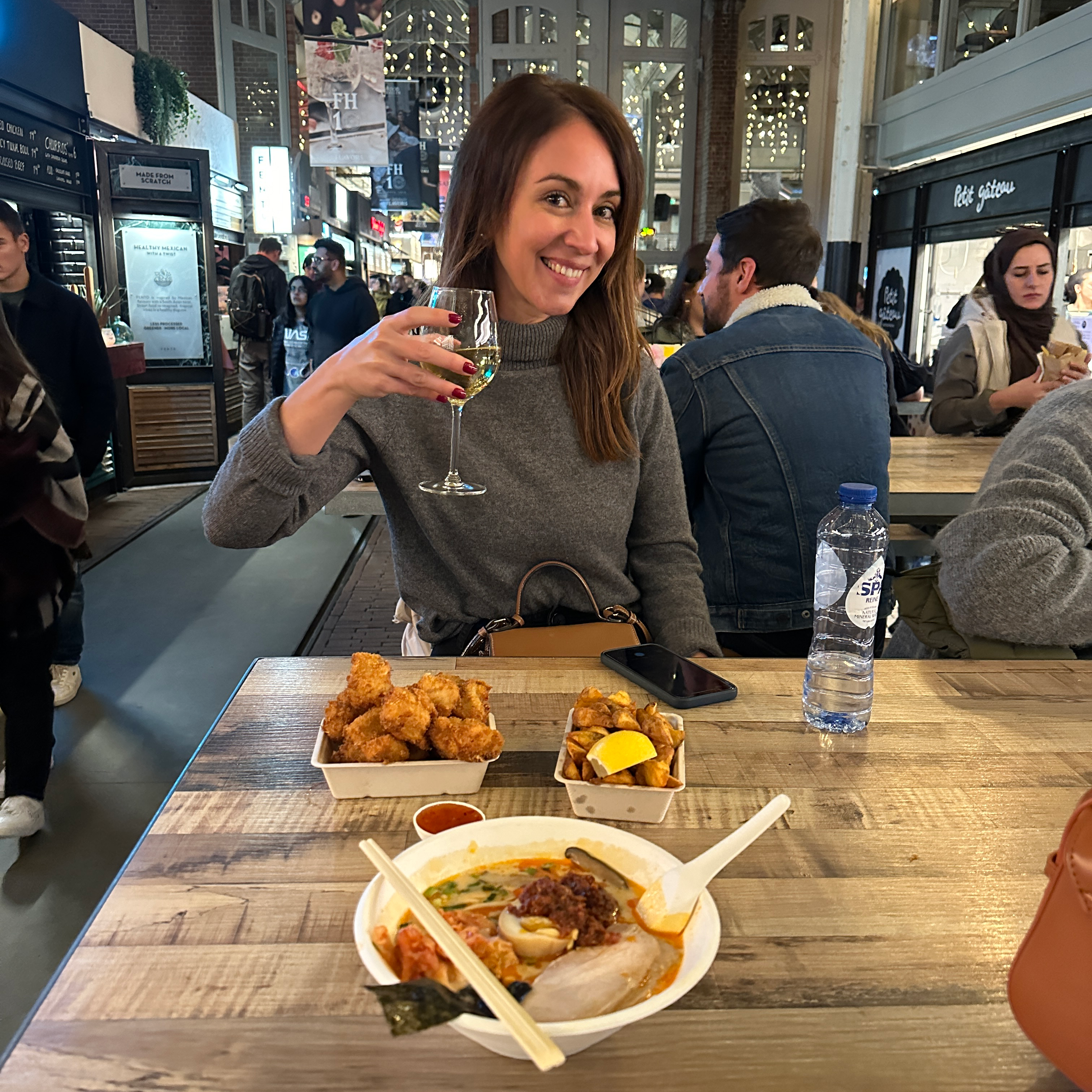 Discovering Lyon