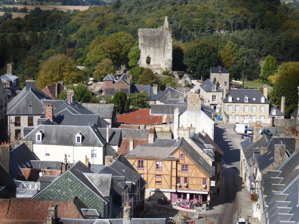 Vues à partir du clocher de Saint-Julien à Domfront.