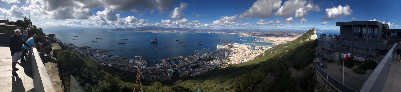Croisière catamaran méditerranée : vue depuis le sommet du Roc à Gibraltar