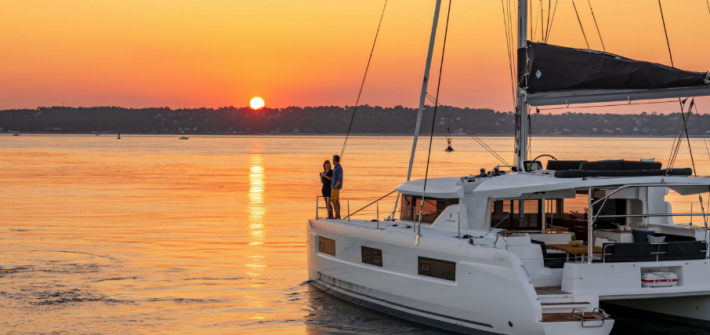 Lagoon 46 couché de soleil