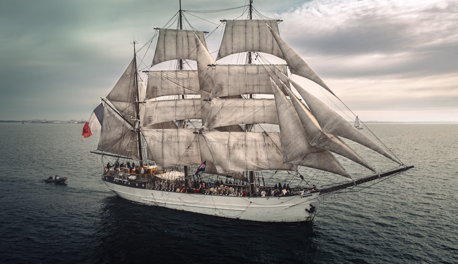 VogWeek : Bien plus que des croisières, un engagement concret pour le Patrimoine Maritime