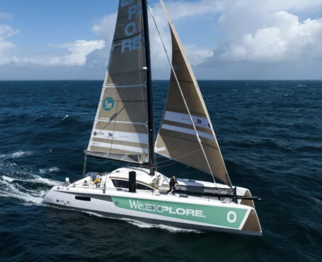 L'outremer en fibre de Lin de Roland Jourdain