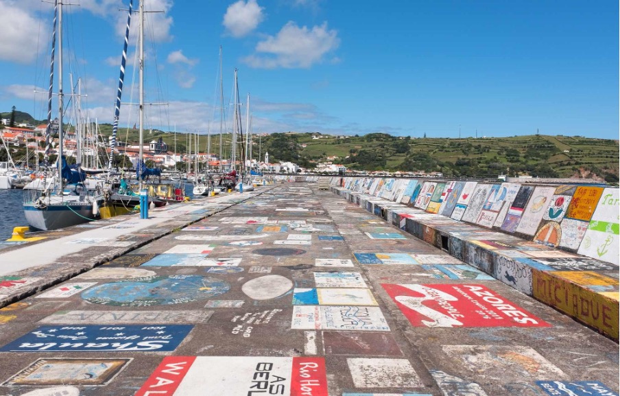 Traverser atlantique en voilier : Horta aux Açores