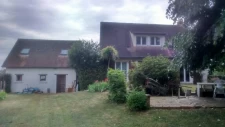  maison avec 1800m2 de terrain