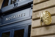 Notaire et transaction immobilière: rôle, obligations et étapes pour acheter ou vendre